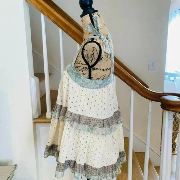 Anthropologie Forever That Girl Effie Eyelet Top - Picture 6 of 12